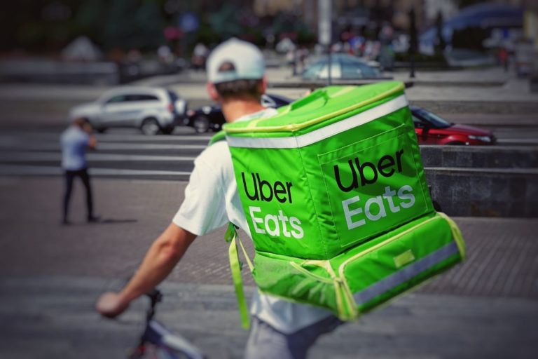 Uber Eats in München: Liefergebiete und Gutscheine im Überblick