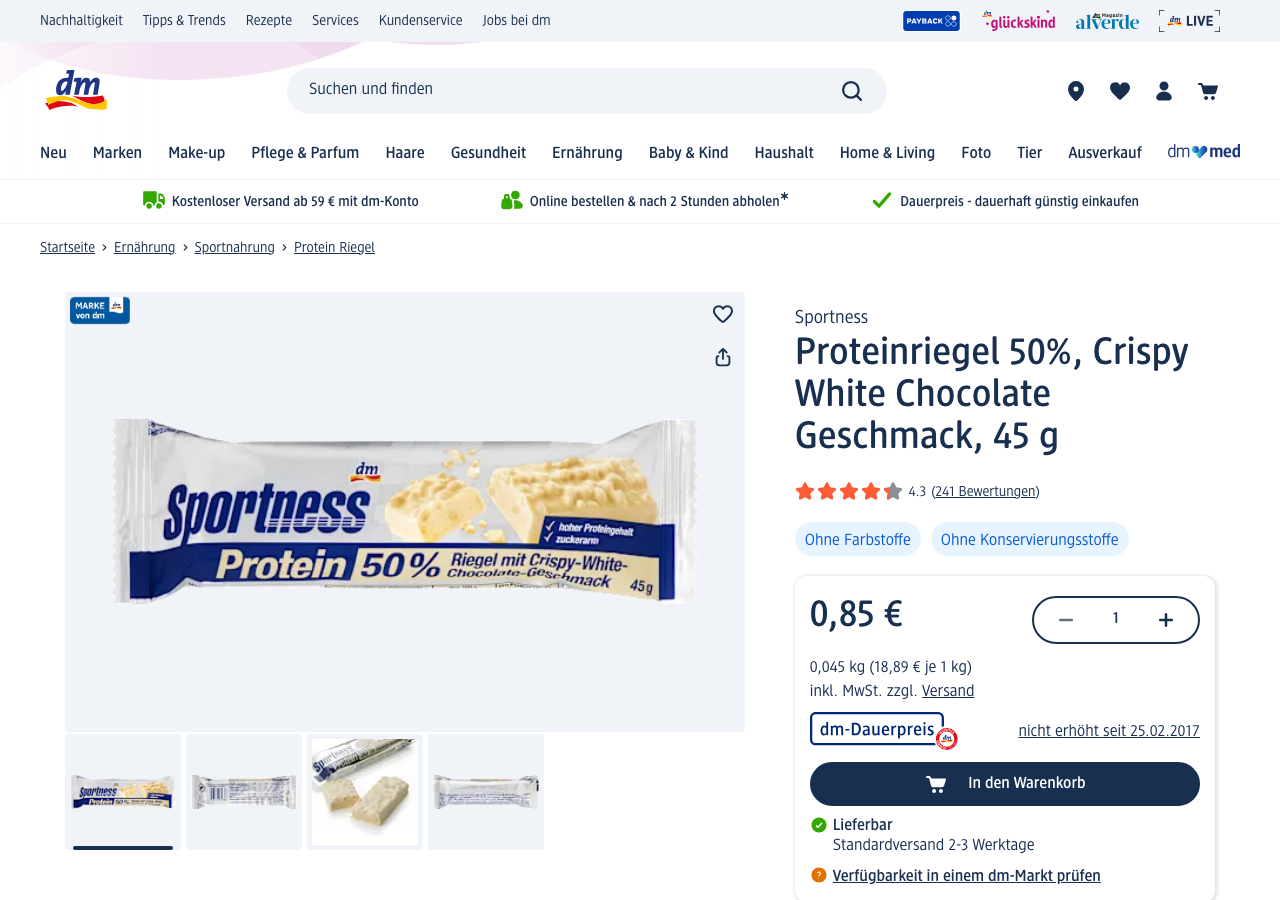 Screenshot der dm.de Produktseite: Sportness Proteinriegel 50 Prozent, Crispy White Chocolate Geschmack, 45 Gramm, Preis 0,85 Euro